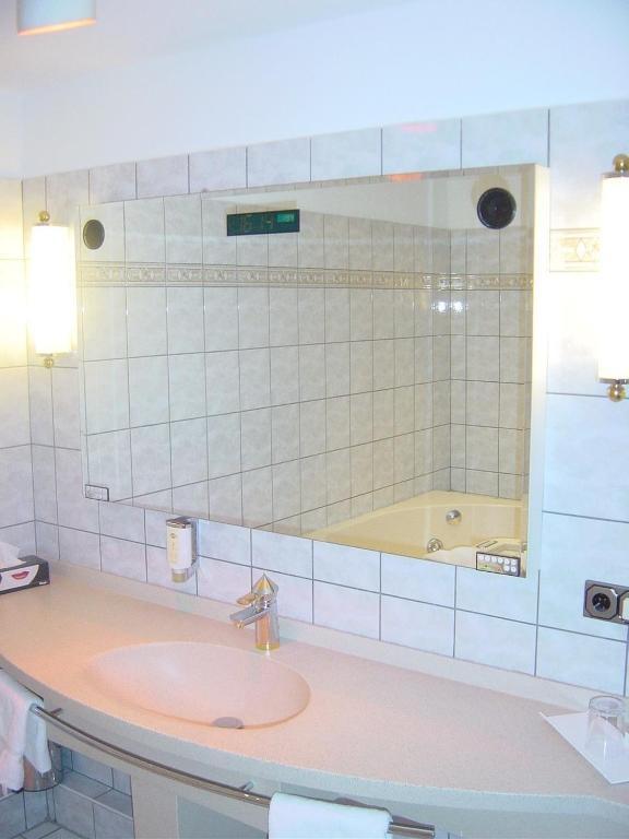 Hotel La Vigie & Ristorante Belvedere Duisburgo Esterno foto